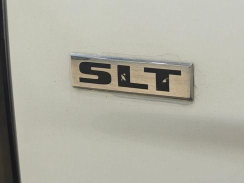 Used 2013 RAM 1500 Classic SLT w/ Remote Start & Security Group AWD/4WD image 45
