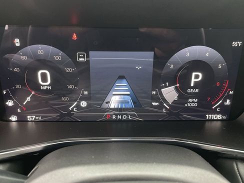 Used 2024 GMC Canyon Elevation w/ Convenience Package image 11