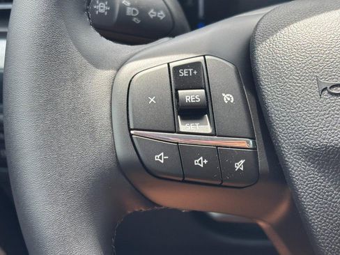 New 2026 Ford Maverick XLT w/ XLT Luxury Package FWD image 19