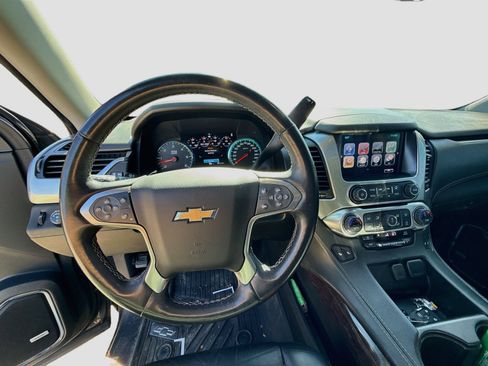 Used 2017 Chevrolet Suburban LT AWD/4WD image 10