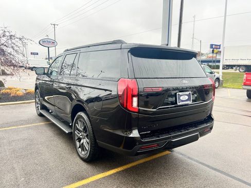 New 2025 Ford Expedition Max Platinum w/ Stealth Performance Package image 44