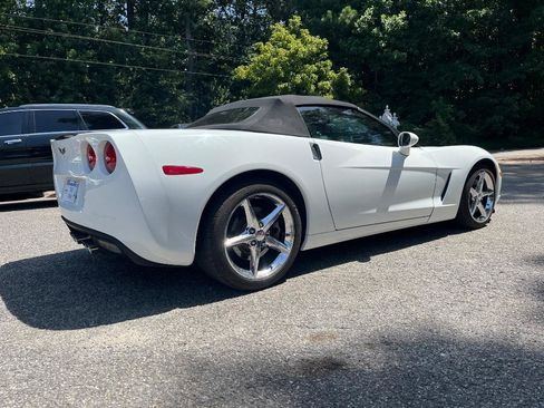 Used 2011 Chevrolet Corvette Convertible w/ Preferred Equipment Group RWD image 7