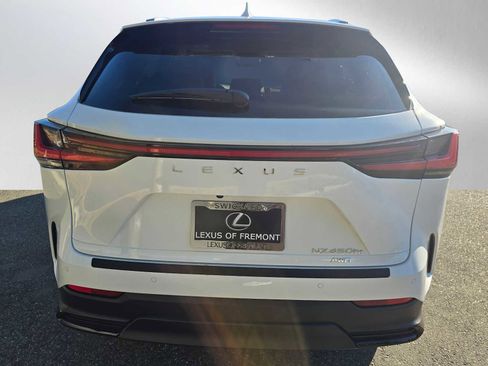 Used 2026 Lexus NX 450h+ AWD w/ Luxury Package image 4