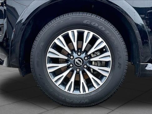 Certified 2023 Nissan Armada SL w/ Midnight Edition Package RWD image 11