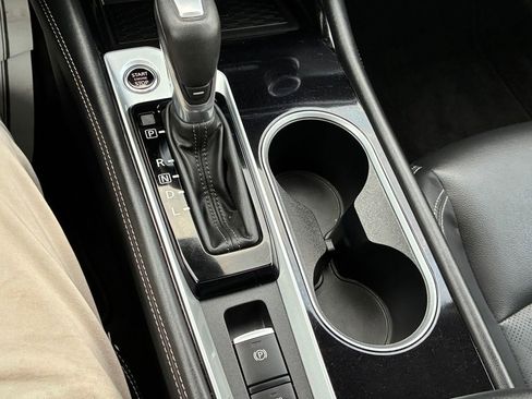 Used 2025 Nissan Altima 2.5 SL image 22