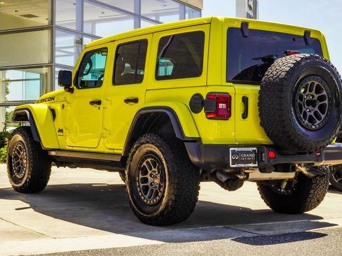 Used 2023 Jeep Wrangler Unlimited Rubicon 392 w/ Xtreme Recon 35" Tire Package AWD/4WD image 10