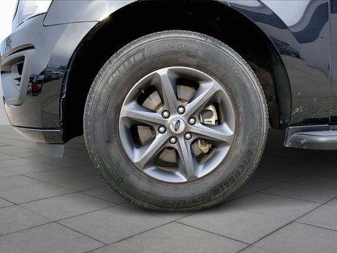 Used 2021 Ford Expedition XL image 11