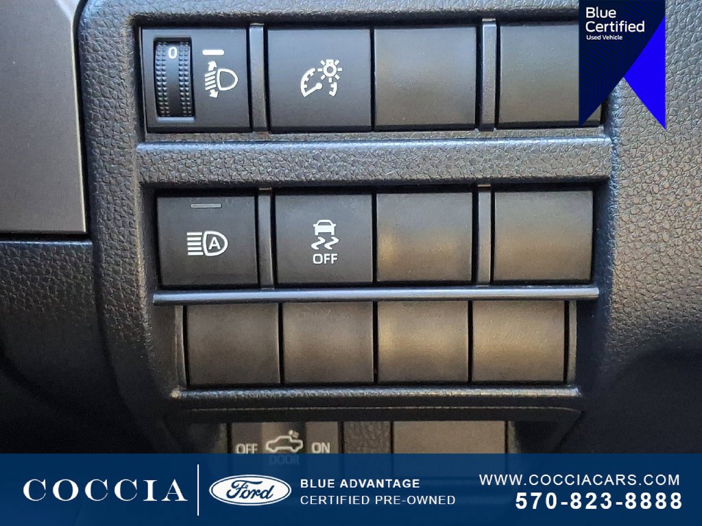 Used 2024 Toyota Tacoma TRD Sport AWD/4WD image 25
