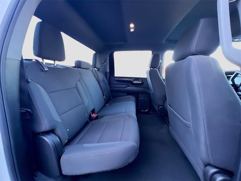 Used 2024 Chevrolet Silverado 2500 LT image 24