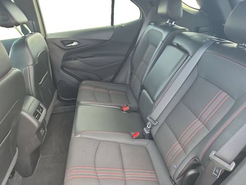 Used 2023 Chevrolet Equinox RS FWD image 16