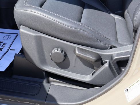 New 2025 Ford Bronco Big Bend w/ Black Diamond Package image 23