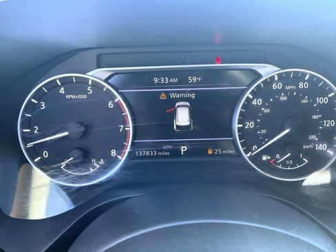 Used 2021 Nissan Rogue SV AWD/4WD image 12