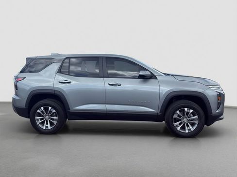 Used 2025 Chevrolet Equinox LT FWD image 7