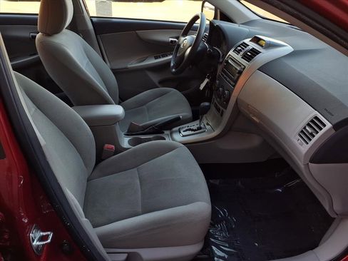 Used 2012 Toyota Corolla LE image 23