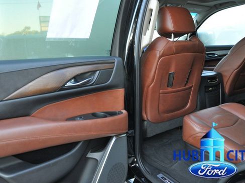 Used 2016 Cadillac Escalade Premium image 13