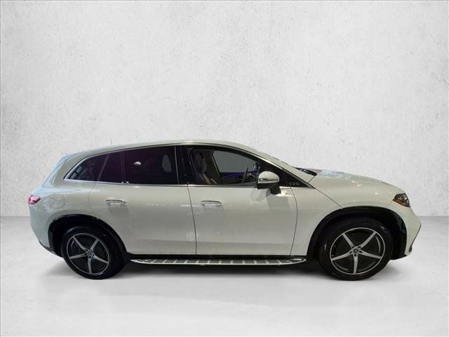 Certified 2023 Mercedes-Benz EQS 450+ 4MATIC SUV w/ Exclusive Trim Package image 4