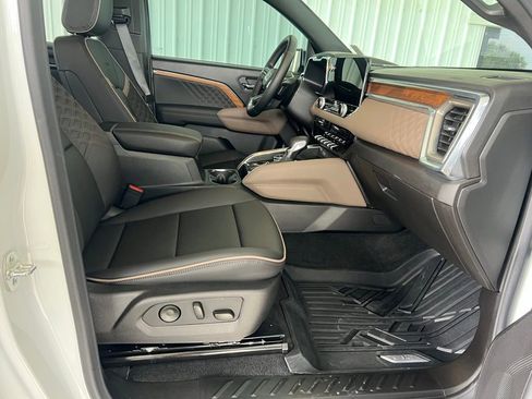 Used 2026 GMC Canyon Denali image 24