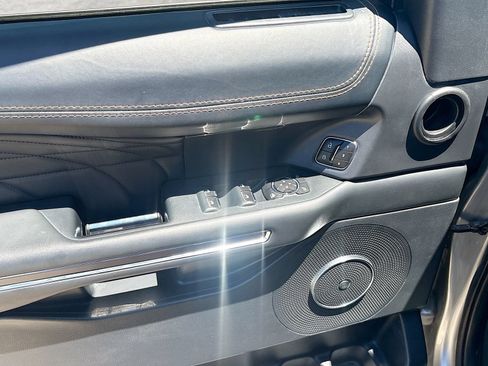 Used 2024 Ford Expedition Platinum RWD image 18