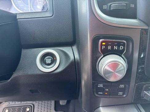 Used 2017 RAM 1500 Limited AWD/4WD image 18