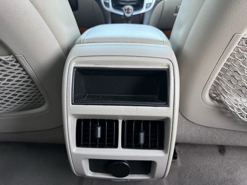 Used 2014 Cadillac SRX Luxury w/ Driver Awareness Package image 23