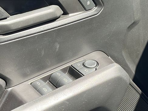 Used 2024 Chevrolet Colorado W/T image 12