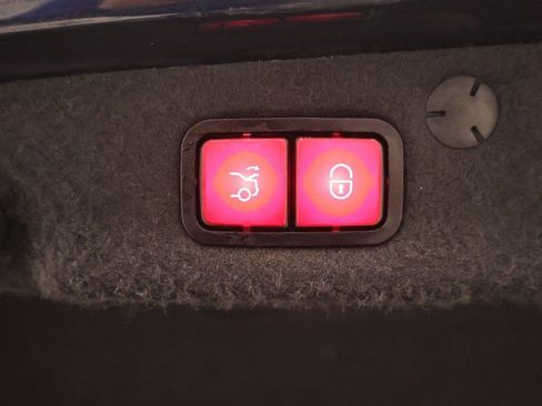 Used 2021 Mercedes-Benz C 300 4MATIC Sedan image 41