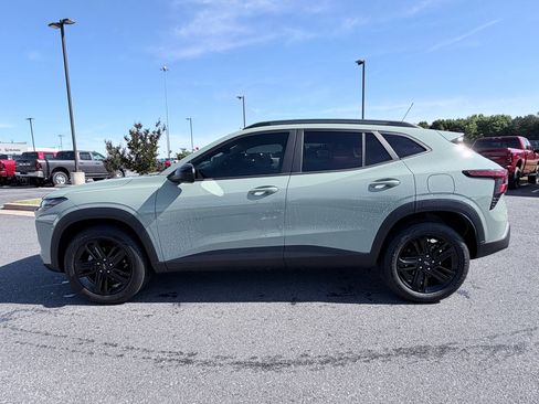Used 2025 Chevrolet Trax ACTIV w/ Driver Confidence Package FWD image 5