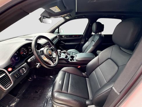 Certified 2021 Porsche Cayenne AWD/4WD image 20