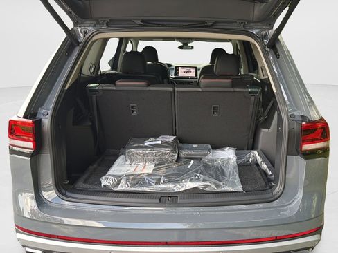 New 2026 Volkswagen Atlas Peak Edition AWD/4WD image 30