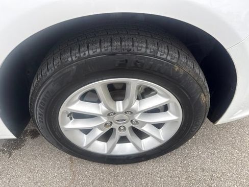 Used 2019 Ford Flex SE FWD image 13