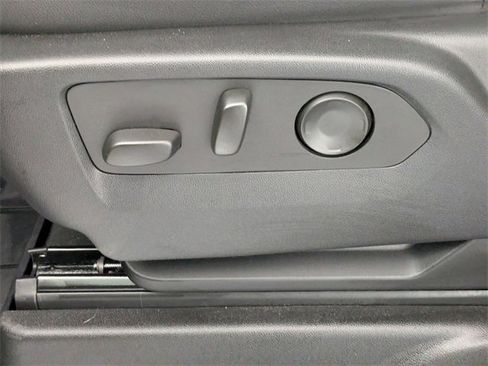 Certified 2024 Chevrolet Tahoe Premier w/ Premium Package 2 image 15