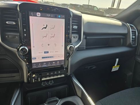 Used 2025 RAM 2500 Big Horn image 13