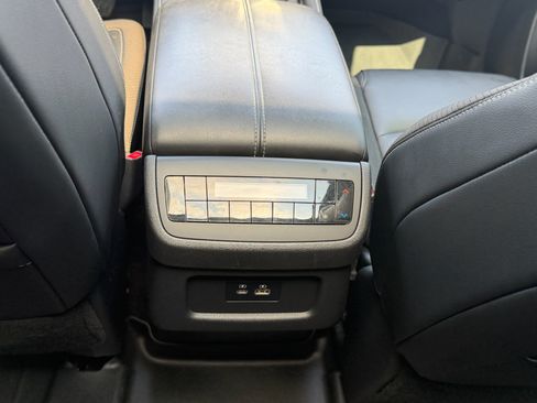 Used 2022 Nissan Pathfinder SL w/ SL Premium Package FWD image 49
