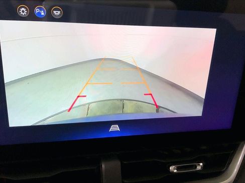 Used 2025 Chevrolet Equinox LT image 21