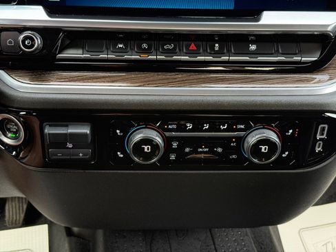 Used 2023 Chevrolet Silverado 1500 LT w/ Protection Package image 20