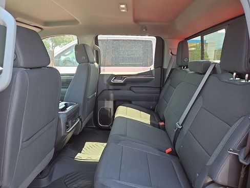 New 2026 Chevrolet Silverado 1500 LT w/ Z71 Off-Road Package AWD/4WD image 6