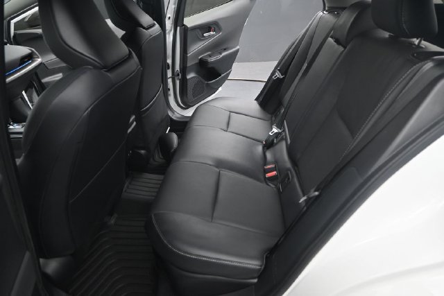 Used 2024 Toyota Prius Limited w/ Limited Premium Package FWD image 12