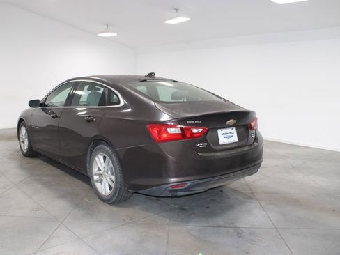 Used 2016 Chevrolet Malibu LT image 7