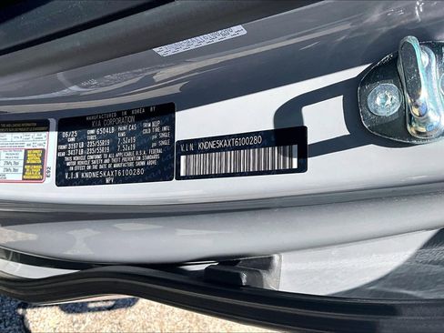 Used 2026 Kia Carnival SX Prestige FWD image 5