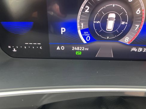 Certified 2023 Volkswagen Tiguan SE image 21