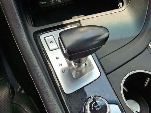 Used 2020 Genesis G70 2.0T image 16