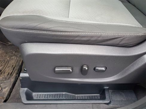 Used 2017 Ford Escape SE w/ Equipment Group 201A image 10