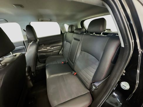 Used 2024 Mitsubishi Outlander Sport SE image 28