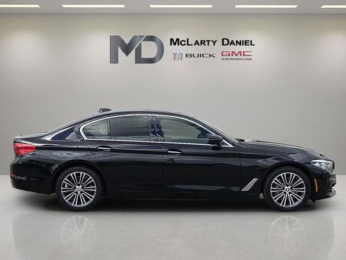 Used 2018 BMW 530i xDrive w/ Premium Package AWD/4WD image 6
