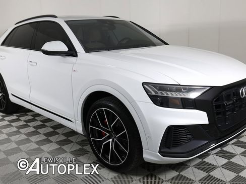 Used 2019 Audi Q8 Prestige image 3