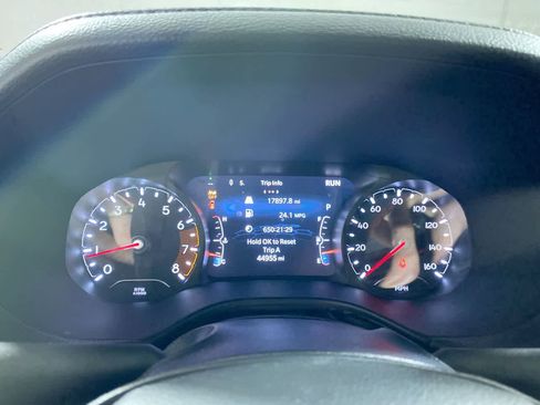 Used 2023 Jeep Compass Trailhawk image 17