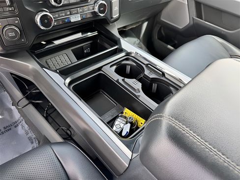 Used 2023 Ford F250 Lariat image 40