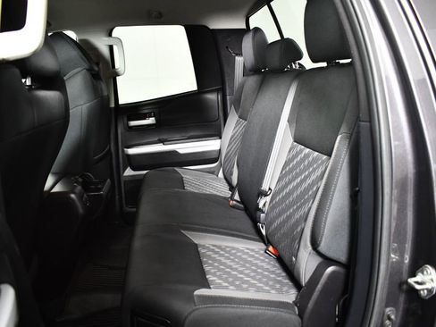 Used 2018 Toyota Tundra SR5 image 20