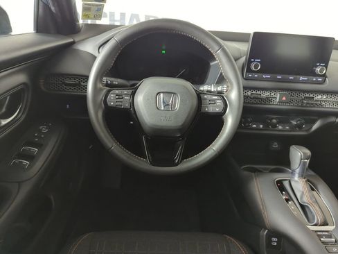 Certified 2025 Honda HR-V Sport image 12