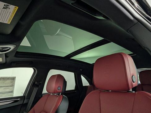 New 2026 Porsche Macan AWD/4WD image 31